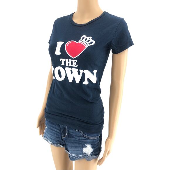 PRYD MEDIUM Navy Blue I Love the Town Short Sleeve Scoop Neck Fitted Shirt - Picture 1 of 5